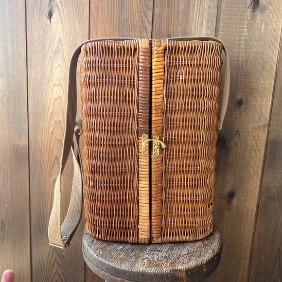 Picnic Time Other Picnic Time Bacchus Wicker Wine Bottle And